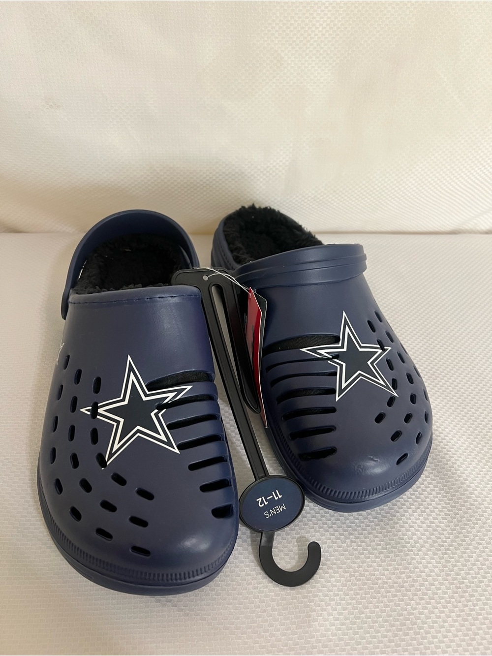 NEW FOCO MENS Dallas Cowboys Team Stripe Clog lined men’s size:11-12